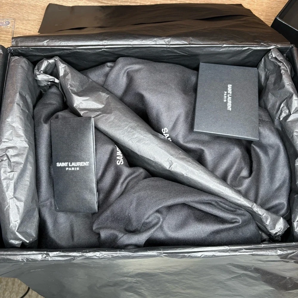 NWT YSL Anja Pumps - Picture 10 of 13